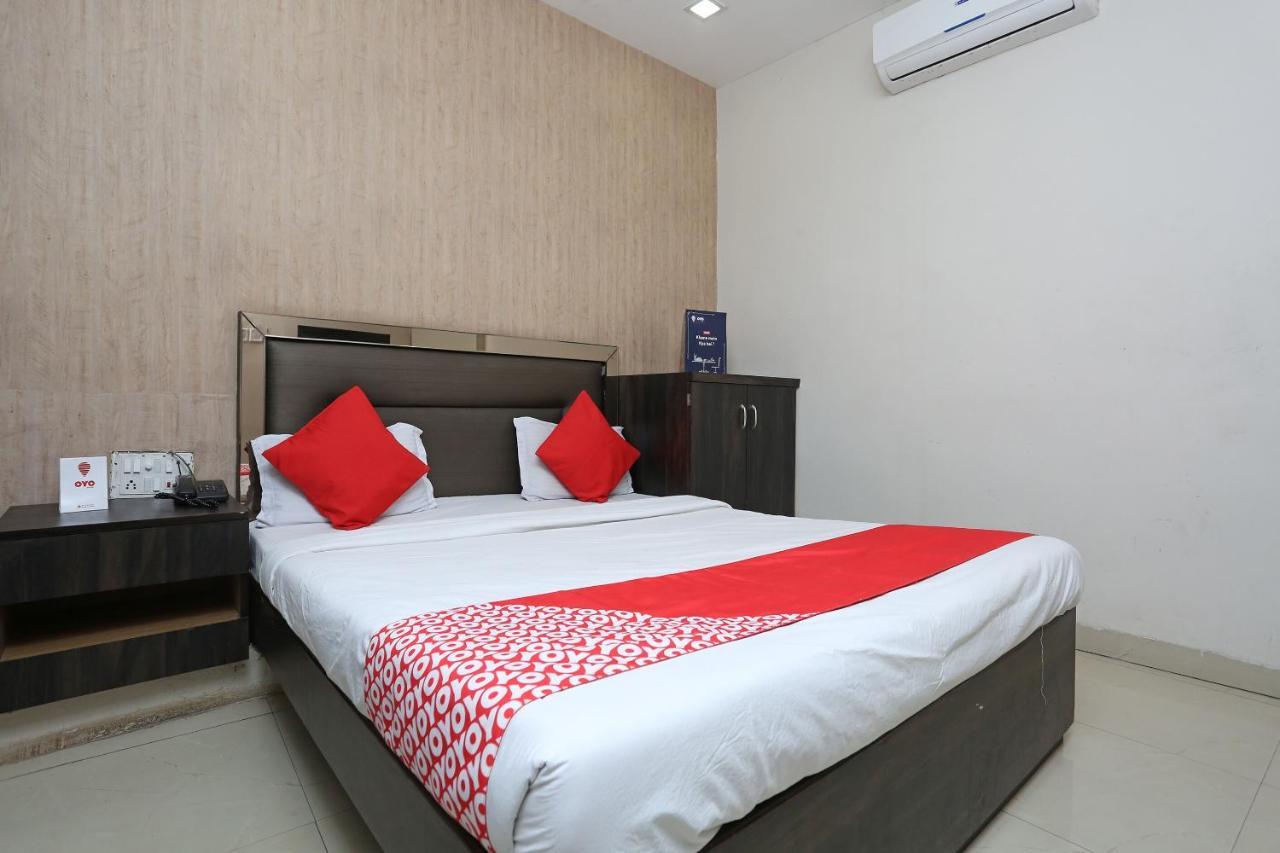 Oyo 6325 Hotel Kiran Raipur  Luaran gambar